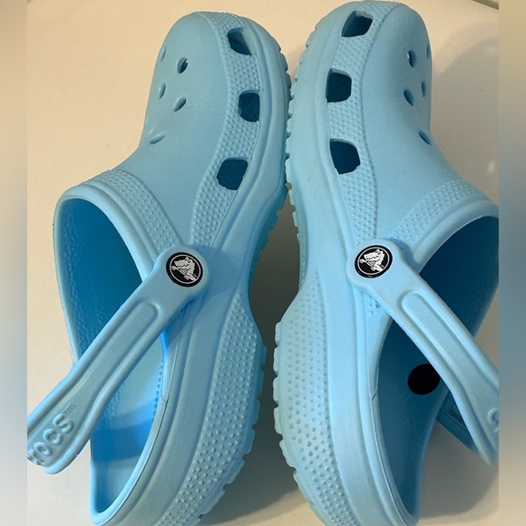 Crocs Classic Clogs Pure Water Blue Women’s Size 8 Men’s Size 6 - Picture 5 of 6